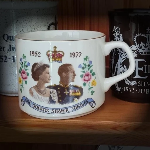 The Queen's Silver Jubilee Commemorative Mug (1952-1977)